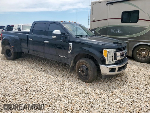 2017 Ford F-350 XL with VIN 1FT8W3CTXHEC96474, listed as a Copart auction lot 58448205 with 319,293 mi miles and Salvage title. Bid and sale history available at DreamBid. Image 4.