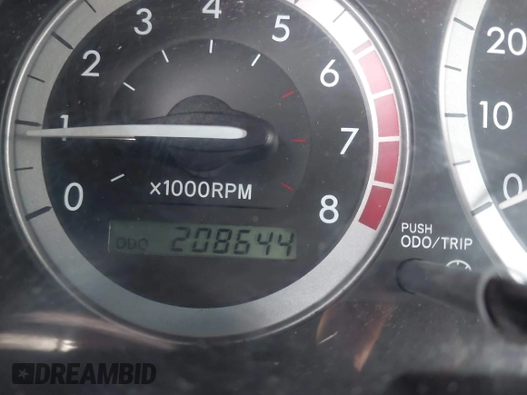 2004 Toyota Sienna CE with VIN 5TDZA23C14S101329, listed as a IAAI auction lot 42248935 with 208,644 mi miles and . Bid and sale history available at DreamBid. Image 7.