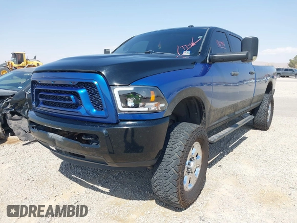 2014 Ram 2500 Tradesman with VIN 3C6UR5HJ4EG231155, listed as a IAAI auction lot 41659436 with 226,847 mi miles. Bid and sale history available at carsss.com. Image 2.