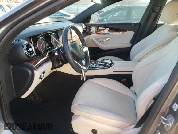 2018 Mercedes-Benz E-Class E 300 with VIN WDDZF4JB1JA358433, listed as a Copart auction lot 71467222 with 60,742 mi miles. Bid and sale history available at carsss.com. Image 7.