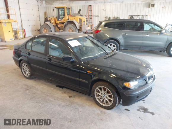 2004 BMW 3 Series 325i with VIN WBAEV334X4KL63050, listed as a IAAI auction lot 42117698 with 173,687 mi miles. Bid and sale history available at carsss.com. Image 1.