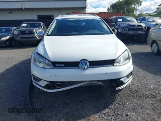 2017 Volkswagen Golf S с VIN 3VWH17AU0HM525270, выставлен на аукционе IAAI как лот 40931148 с пробегом Не указан миль и . История ставок и продаж доступна на DreamBid. Изображение 11.