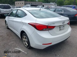 2015 Hyundai Elantra SE z VIN 5NPDH4AE2FH592038, wystawiony jako IAAI lot #42388634 z przebiegiem 188 945 mil mil oraz . Historia ofert i sprzedaży dostępna na DreamBid. Obrazek 3.