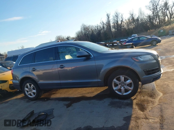 2013 Audi Q7 3.0T Premium Plus with VIN WA1LGAFE6DD001695, listed as a IAAI auction lot 41305081 with 132,912 mi miles. Bid and sale history available at carsss.com. Image 13.