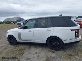 2021 Land Rover Range Rover Westminster with VIN SALGS2RU0MA446717, listed as a IAAI auction lot 40530004 with 1 mi miles. Bid and sale history available at carsss.com. Image 14.
