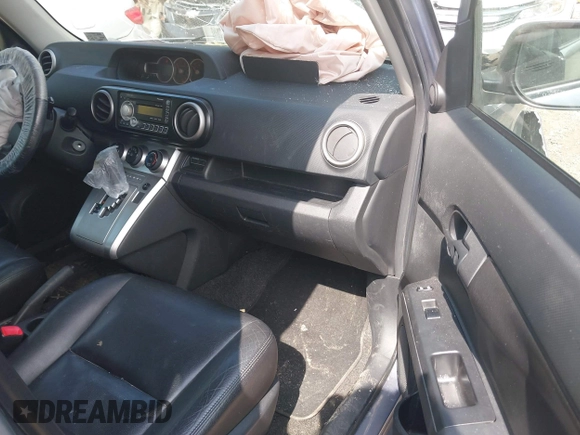 2011 Scion xB z VIN JTLZE4FE6B1119076, wystawiony jako IAAI lot #42219392 z przebiegiem 201 335 mil mil oraz . Historia ofert i sprzedaży dostępna na DreamBid. Obrazek 5.