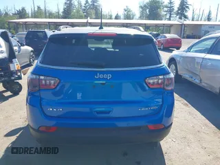 2024 Jeep Compass Limited with VIN 3C4NJDCNXRT125377, listed as a IAAI auction lot 42189901 with 28,822 mi miles and . Bid and sale history available at carsss.com. Image 16.