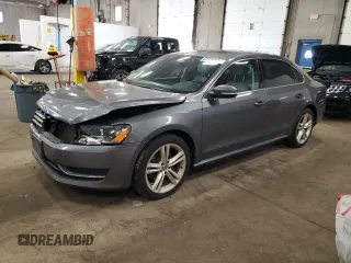 2015 Volkswagen Passat SE with VIN 1VWBV7A36FC090786, listed as a Copart auction lot 61056925 with 120,331 mi miles and Salvage title. Bid and sale history available at DreamBid. Image 1.