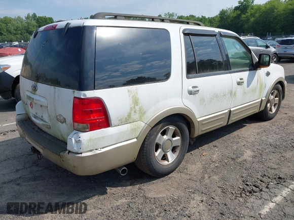 2006 Ford Expedition Eddie Bauer with VIN 1FMFU18516LA39641, listed as a IAAI auction lot 42833907 with 149,609 mi miles and . Bid and sale history available at DreamBid. Image 4.