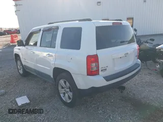 2011 Jeep Patriot Latitude with VIN 1J4NF1GB1BD258633, listed as a IAAI auction lot 41955663 with 186,929 mi miles and . Bid and sale history available at DreamBid. Image 3.