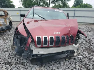2016 Jeep Cherokee Sport z VIN 1C4PJLAS4GW329806, wystawiony jako Copart lot #56226425 z przebiegiem Nie podano mil oraz Szkoda całkowita • Salvage title. Historia ofert i sprzedaży dostępna na DreamBid. Obrazek 5.