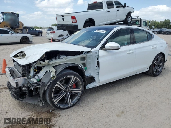 2024 Genesis G70 2.5T with VIN KMTG34SC4RU140001, listed as a Copart auction lot 61844984 with 4,078 mi miles and Salvage Title. Bid and sale history available at carsss.com. Image 1.