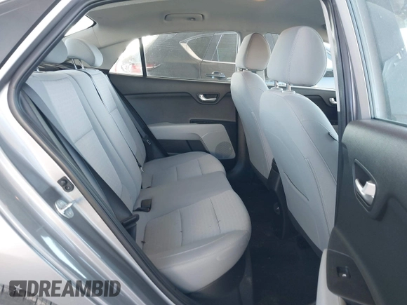 2023 Kia Rio S z VIN 3KPA24AD1PE579816, wystawiony jako IAAI lot #41349202 z przebiegiem 5784 mil mil oraz . Historia ofert i sprzedaży dostępna na DreamBid. Obrazek 8.