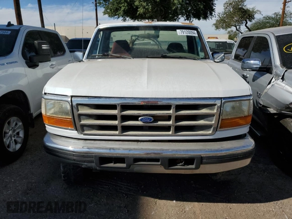 1997 Ford F-250 z VIN 1FTHF26F3VEB25299, wystawiony jako Copart lot #79120094 z przebiegiem 232 954 mil mil oraz Szkoda całkowita • Salvage title. Historia ofert i sprzedaży dostępna na DreamBid. Obrazek 5.