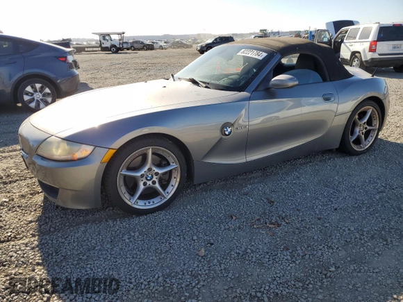 2008 BMW Z4 3.0si with VIN 4USBU53588LX04176, listed as a Copart auction lot 82221784 with 150,338 mi miles and Clean Title. Bid and sale history available at carsss.com. Image 1.