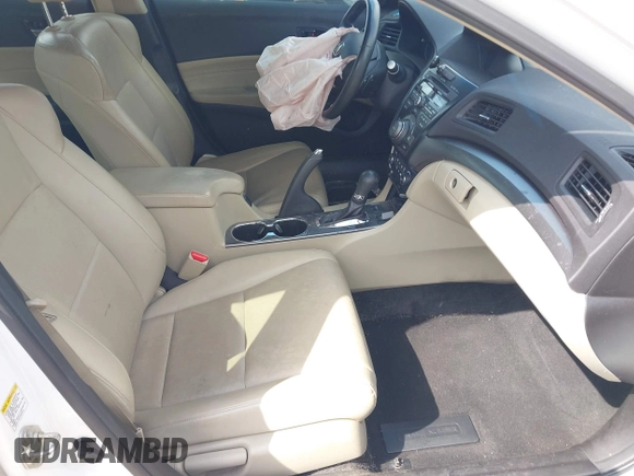 2013 Acura ILX Tech Pkg with VIN 19VDE1F78DE009807, listed as a IAAI auction lot 41784271 with 169,860 mi miles. Bid and sale history available at carsss.com. Image 5.