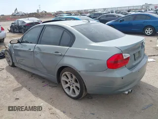 2006 BMW 3 Series 325i with VIN WBAVB13566PT14245, listed as a IAAI auction lot 41770035 with 1 mi miles. Bid and sale history available at carsss.com. Image 3.