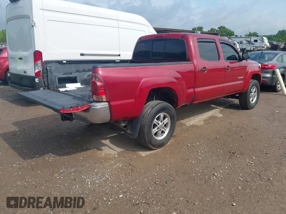 2014 Toyota Tacoma with VIN 3TMMU4FN8EM068048, listed as a IAAI auction lot 42548095 with 126,332 mi miles and . Bid and sale history available at DreamBid. Image 4.