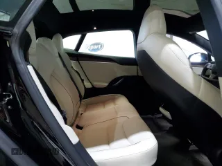 2021 Tesla Model S Plaid with VIN 5YJSA1E68MF432125, listed as a Copart auction lot 60843515 with 5,581 mi miles and Salvage title. Bid and sale history available at DreamBid. Image 10.