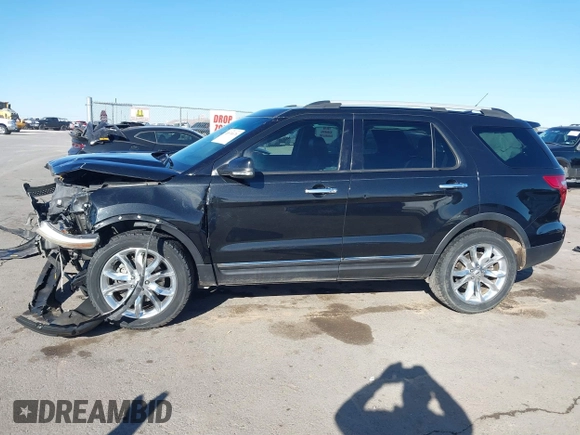 2015 Ford Explorer XLT with VIN 1FM5K8D81FGB56865, listed as a IAAI auction lot 40974676 with 1 mi miles. Bid and sale history available at carsss.com. Image 15.