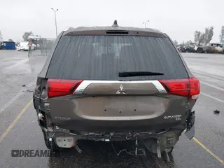 2018 Mitsubishi Outlander SE с VIN JA4AD3A3XJZ020282, выставлен на аукционе IAAI как лот 41516525 с пробегом 96 790 миль миль и . История ставок и продаж доступна на DreamBid. Изображение 17.