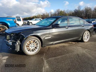 2013 BMW 7 Series 740Li xDrive с VIN WBAYF4C52DDE23516, выставлен на аукционе Copart как лот 85252074 с пробегом 128 489 миль миль и Списание • Salvage title. История ставок и продаж доступна на DreamBid. Изображение 1.