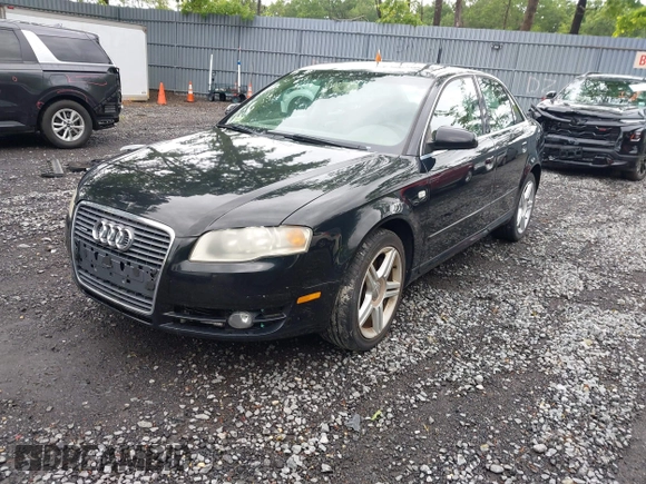 2008 Audi A4 2.0T z VIN WAUDF78E38A013904, wystawiony jako IAAI lot #42330012 z przebiegiem 152 567 mil mil oraz . Historia ofert i sprzedaży dostępna na DreamBid. Obrazek 2.