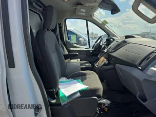 2019 Ford Transit z VIN 1FTYR1YG6KKA67399, wystawiony jako IAAI lot #42680680 z przebiegiem 127 880 mil mil oraz . Historia ofert i sprzedaży dostępna na DreamBid. Obrazek 1.