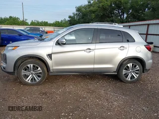 2024 Mitsubishi Outlander S z VIN JA4ARUAU8RU015154, wystawiony jako IAAI lot #42506748 z przebiegiem 18 231 mil mil oraz . Historia ofert i sprzedaży dostępna na DreamBid. Obrazek 14.