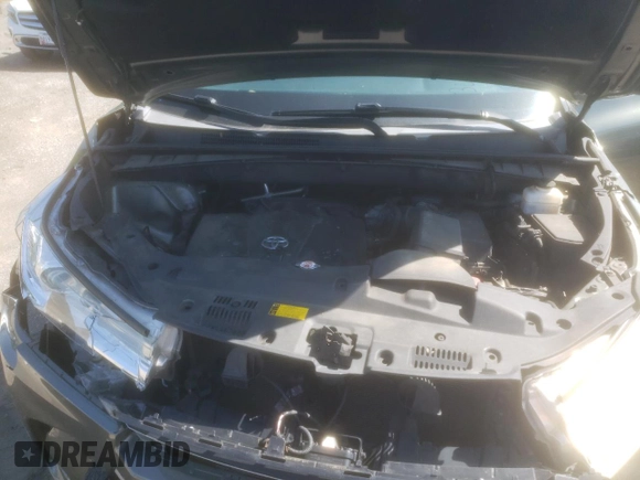 2019 Toyota Highlander LE z VIN 5TDBZRFH1KS937309, wystawiony jako Copart lot #58760425 z przebiegiem 157 659 mil mil oraz Szkoda całkowita • Salvage title. Historia ofert i sprzedaży dostępna na DreamBid. Obrazek 12.