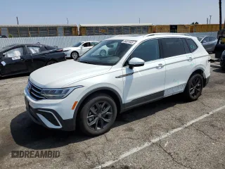 2024 Volkswagen Tiguan SE z VIN 3VVNB7AX3RM099753, wystawiony jako Copart lot #58601645 z przebiegiem 6 170 mil mil oraz Szkoda całkowita • Salvage title. Historia ofert i sprzedaży dostępna na DreamBid. Obrazek 1.