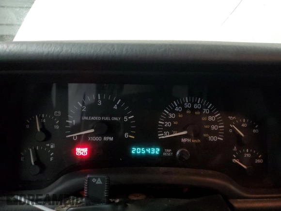1997 Jeep Cherokee Country with VIN 1J4FJ78S0VL587323, listed as a Copart auction lot 89295355 with 205,432 mi miles and Salvage Title. Bid and sale history available at carsss.com. Image 9.
