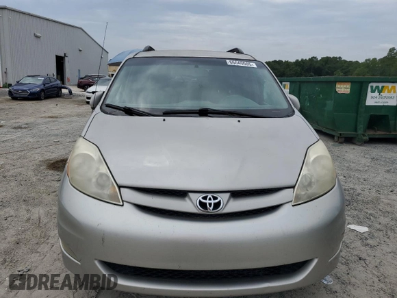 2012 Toyota Sienna XLE AAS with VIN 5TDYK3DC6CS275537, listed as a Copart auction lot 66040605 with 135,148 mi miles and Clean title. Bid and sale history available at DreamBid. Image 5.