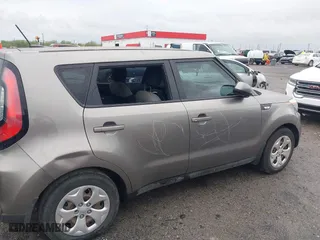 2014 Kia Soul with VIN KNDJN2A20E7003030, listed as a IAAI auction lot 41933896 with 146,537 mi miles. Bid and sale history available at carsss.com. Image 6.
