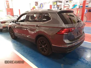 2024 Volkswagen Tiguan SE с VIN 3VV3B7AX1RM086796, выставлен на аукционе IAAI как лот 42796137 с пробегом 26 696 миль миль и . История ставок и продаж доступна на DreamBid. Изображение 9.