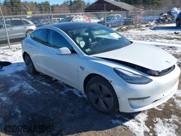 2019 Tesla Model 3 Long Range with VIN 5YJ3E1EBXKF452900, listed as a IAAI auction lot 41454947 with 93,277 mi miles. Bid and sale history available at carsss.com. Image 1.