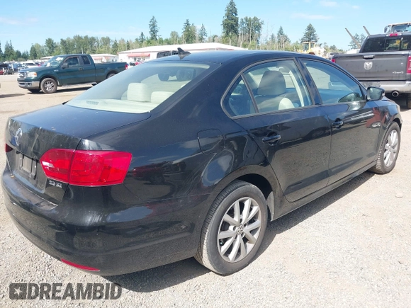 2012 Volkswagen Jetta SE with VIN 3VWDP7AJ0CM362096, listed as a IAAI auction lot 42529302 with 101,615 mi miles and . Bid and sale history available at DreamBid. Image 4.