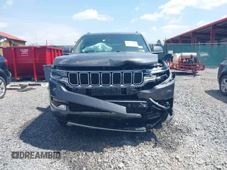 2022 Jeep Wagoneer Series II z VIN 1C4SJVBT2NS166476, wystawiony jako IAAI lot #42132201 z przebiegiem 32 637 mil mil oraz . Historia ofert i sprzedaży dostępna na DreamBid. Obrazek 12.