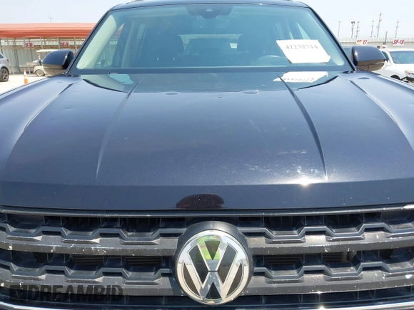2018 Volkswagen Atlas SE z VIN 1V2DP2CA0JC600433, wystawiony jako IAAI lot #42232714 z przebiegiem 125 124 mil mil oraz . Historia ofert i sprzedaży dostępna na DreamBid. Obrazek 6.