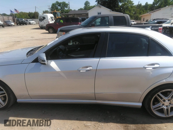 2013 Mercedes-Benz E 350 Luxury with VIN WDDHF5KBXDA697261, listed as a IAAI auction lot 42129287 with 130,939 mi miles and . Bid and sale history available at DreamBid. Image 14.