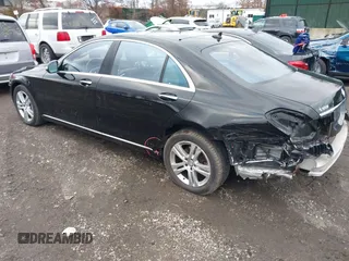 2017 Mercedes-Benz S 550 z VIN WDDUG8FB6HA305535, wystawiony jako IAAI lot #40890499 z przebiegiem 20 189 mil mil oraz . Historia ofert i sprzedaży dostępna na DreamBid. Obrazek 3.