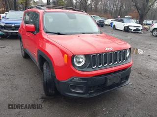 2015 Jeep Renegade Latitude with VIN ZACCJBBHXFPB81006, listed as a IAAI auction lot 41819915 with 74,000 mi miles. Bid and sale history available at carsss.com. Image 12.