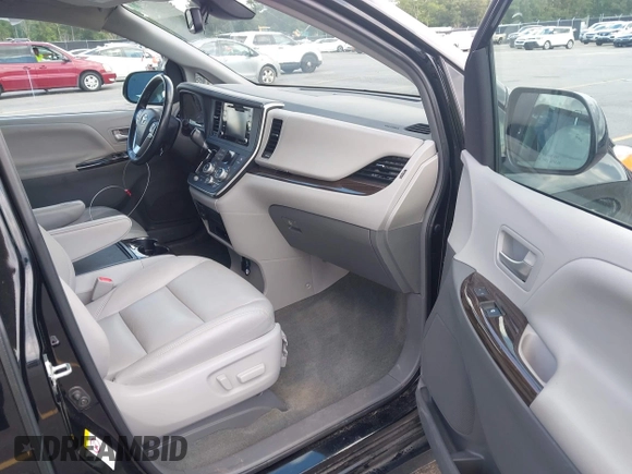 2018 Toyota Sienna XLE Auto Access Seat с VIN 5TDYZ3DC4JS962153, выставлен на аукционе IAAI как лот 42625213 с пробегом 75 006 миль миль и . История ставок и продаж доступна на DreamBid. Изображение 5.