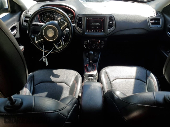 2021 Jeep Compass Trailhawk with VIN 3C4NJDDB7MT598280, listed as a Copart auction lot 58241695 with 116,928 mi miles and Salvage title. Bid and sale history available at DreamBid. Image 8.