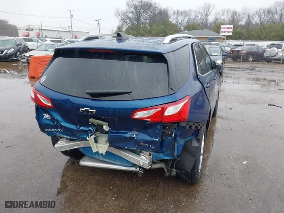 2019 Chevrolet Equinox LT with VIN 3GNAXUEV3KL359416, listed as a IAAI auction lot 41833545 with 59,163 mi miles. Bid and sale history available at carsss.com. Image 4.
