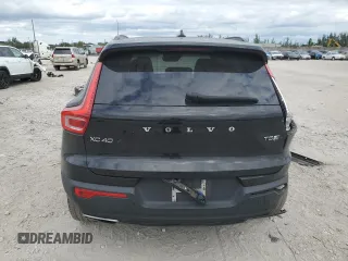 2019 Volvo XC40 Momentum z VIN YV4162XZ1K2009216, wystawiony jako Copart lot #87921575 z przebiegiem 46 527 mil mil oraz Nie do naprawy • Non repairable. Historia ofert i sprzedaży dostępna na DreamBid. Obrazek 6.