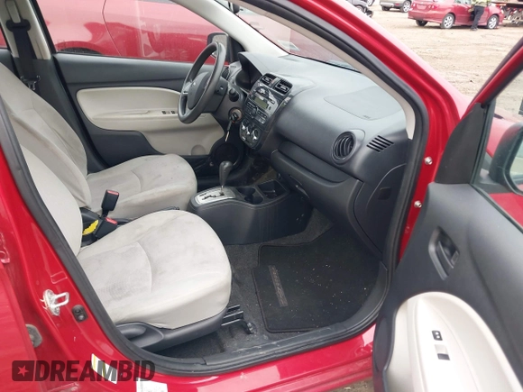 2017 Mitsubishi Mirage ES z VIN ML32F3FJ9HHF15946, wystawiony jako IAAI lot #41975322 z przebiegiem 90 759 mil mil oraz . Historia ofert i sprzedaży dostępna na DreamBid. Obrazek 5.