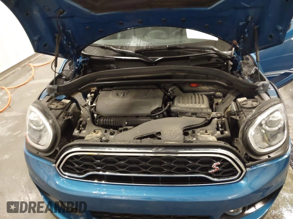 2020 MINI Countryman Cooper S with VIN WMZYX1C01L3L57027, listed as a IAAI auction lot 41270859 with 38,150 mi miles and . Bid and sale history available at DreamBid. Image 10.