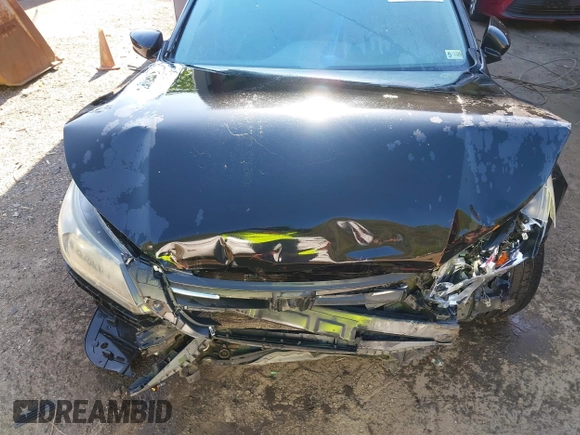 2014 Honda Accord Sport with VIN 1HGCR2F52EA214654, listed as a IAAI auction lot 42048759 with 165,197 mi miles and . Bid and sale history available at carsss.com. Image 10.