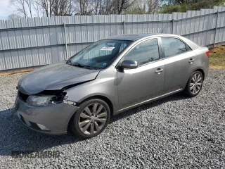 2010 Kia Forte SX with VIN KNAFW4A39A5306513, listed as a Copart auction lot 49200315 with 190,275 mi miles and Salvage Title. Bid and sale history available at carsss.com. Image 1.